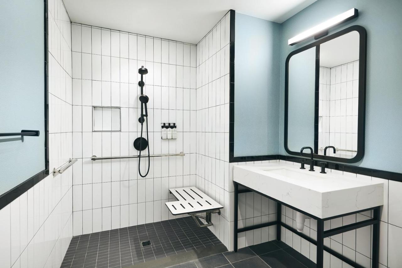 Kinley Cincinnati Downtown, A Tribute Portfolio Hotel Bagian luar foto